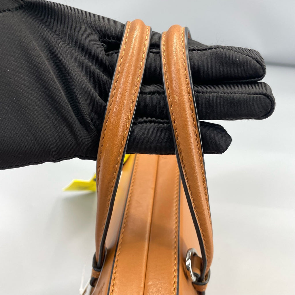Loewe Brown