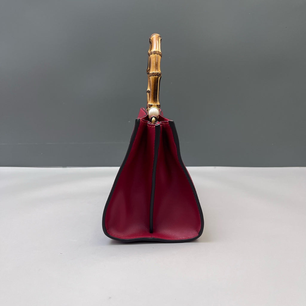 Gucci Red