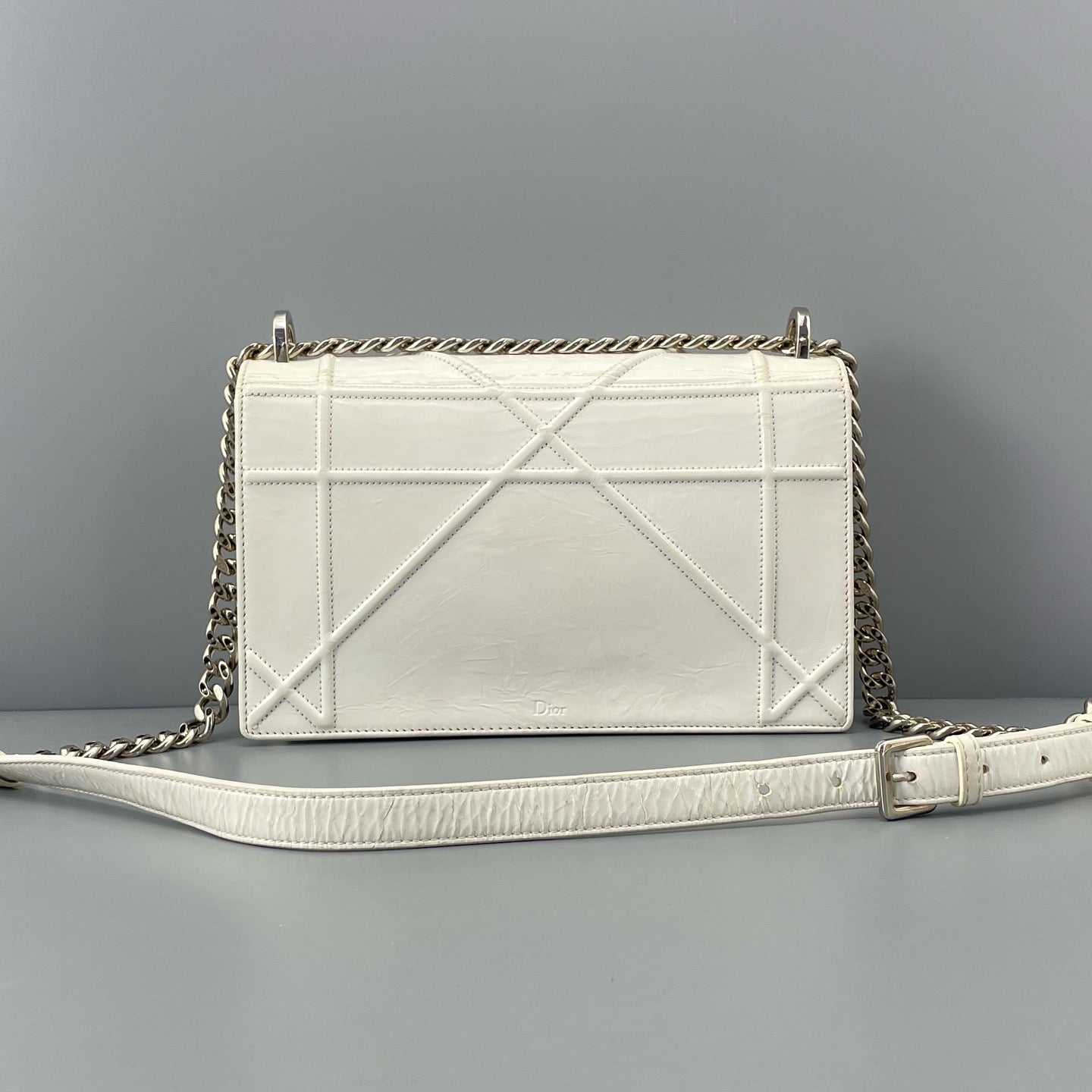 Dior White
