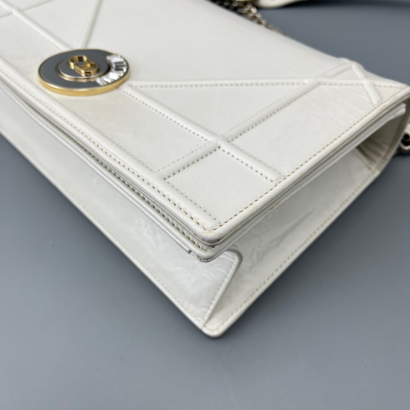 Dior White