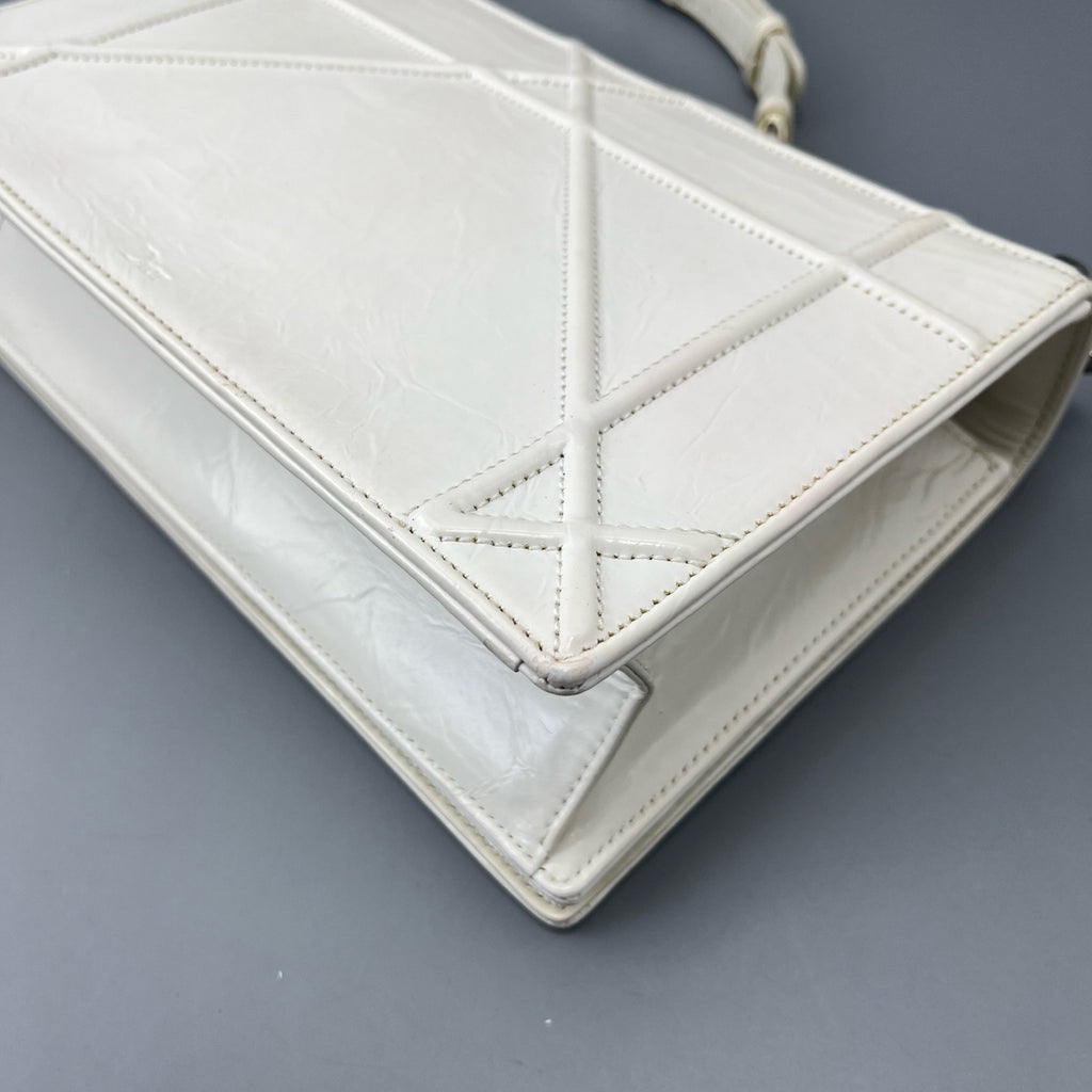 Dior White