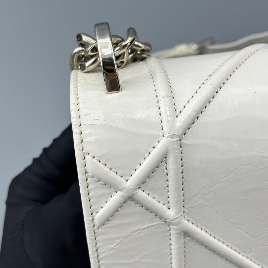 Dior White