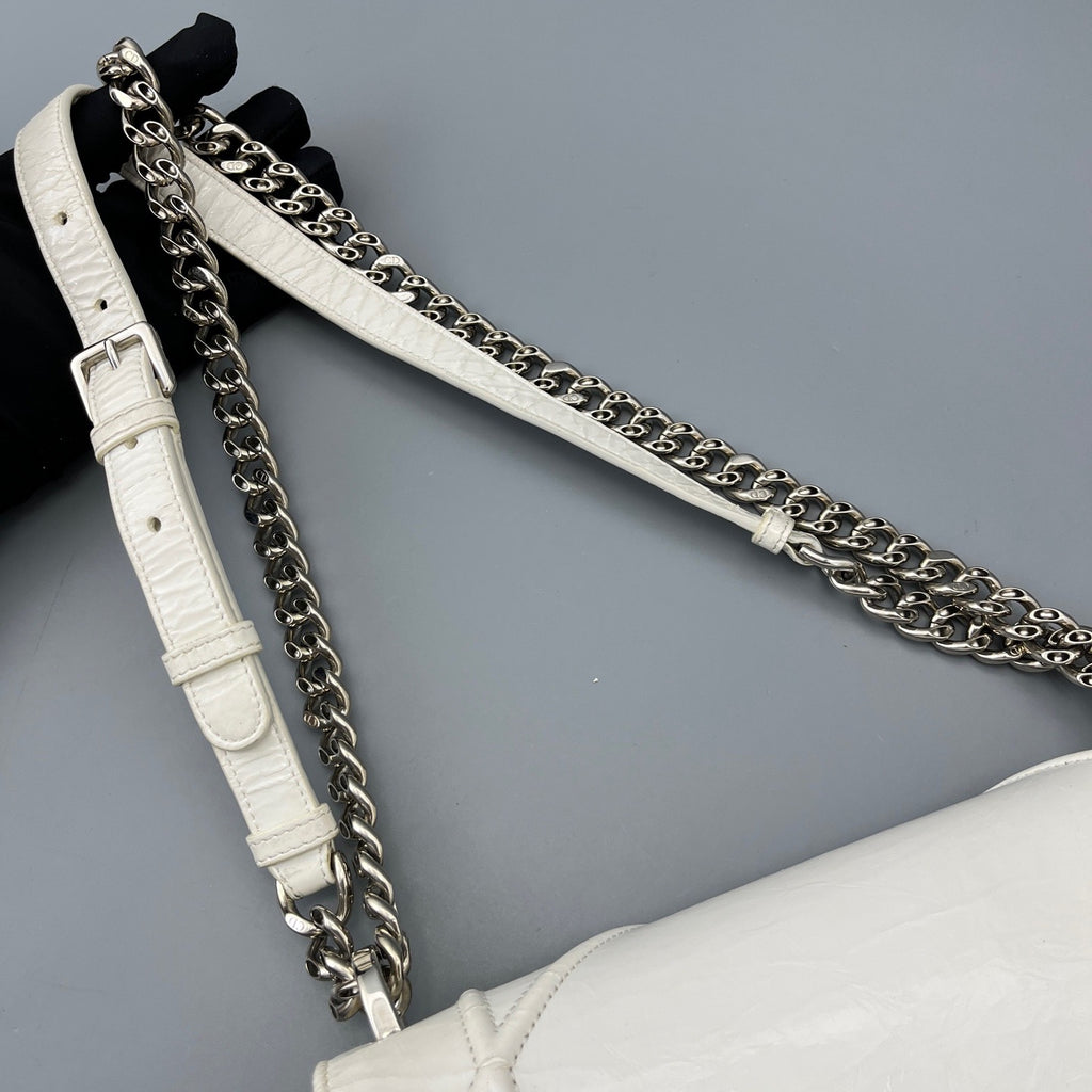 Dior White