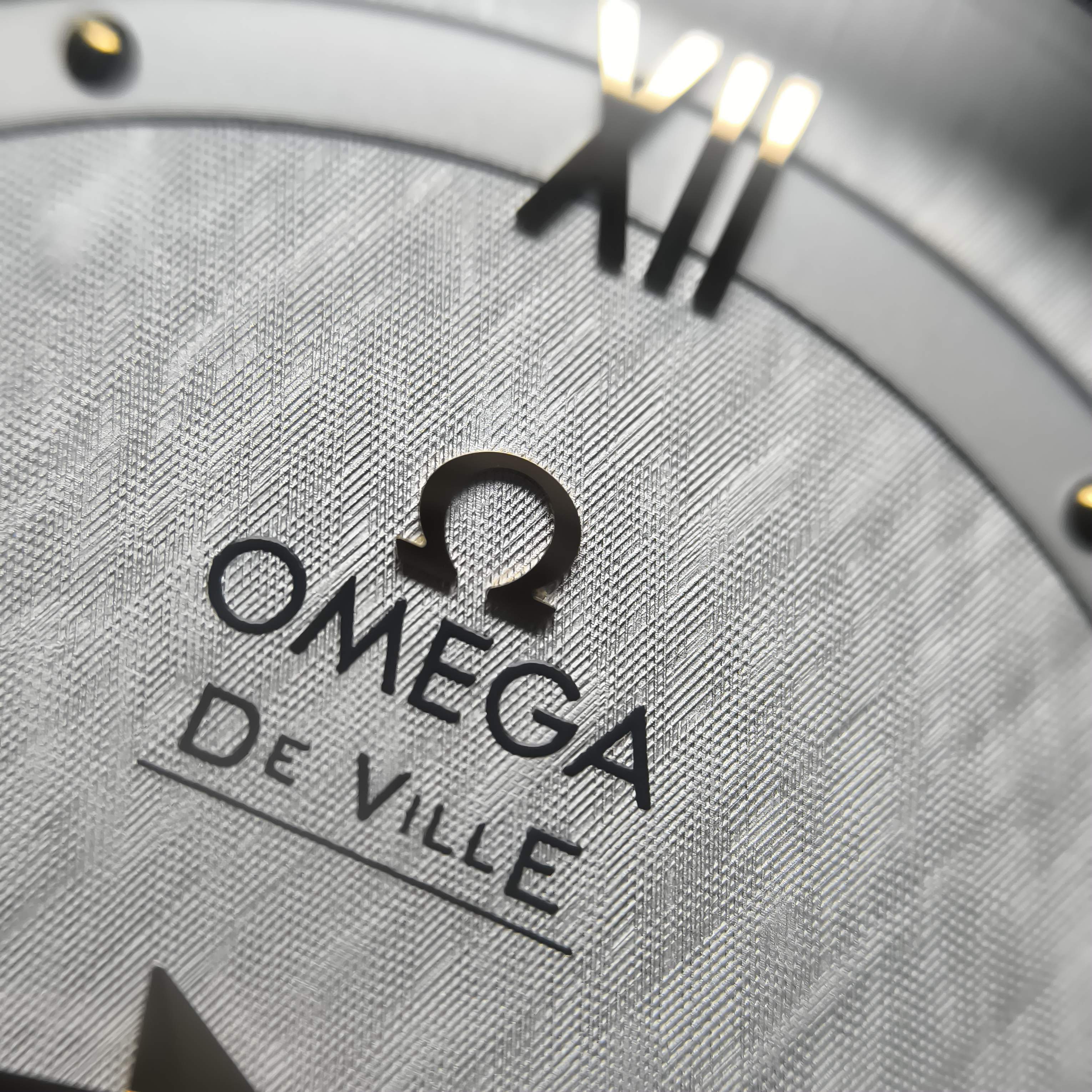 Omega Flying Disc Series 39.5 424.20.40.20.02.002