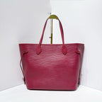 Louis Vuitton (Unknown) Red Tote M40882