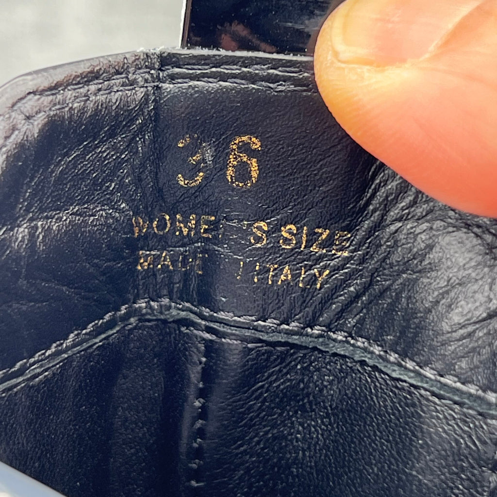 Burberry Black