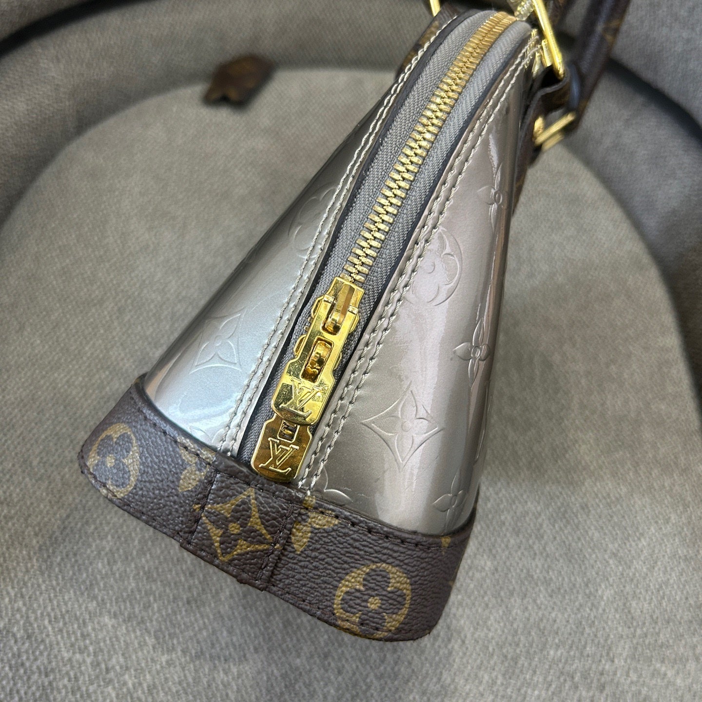 Louis Vuitton Crossbody