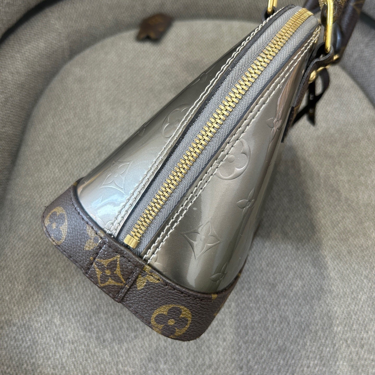 Louis Vuitton Crossbody