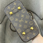 Louis Vuitton Crossbody