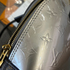Louis Vuitton Crossbody