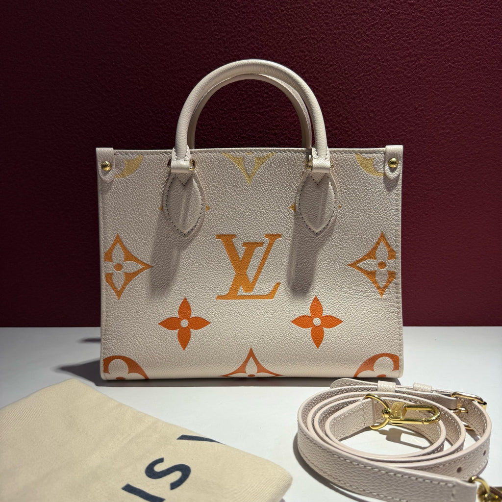 Louis Vuitton Onthego Tote 25 x 19 x 11.5 M46513