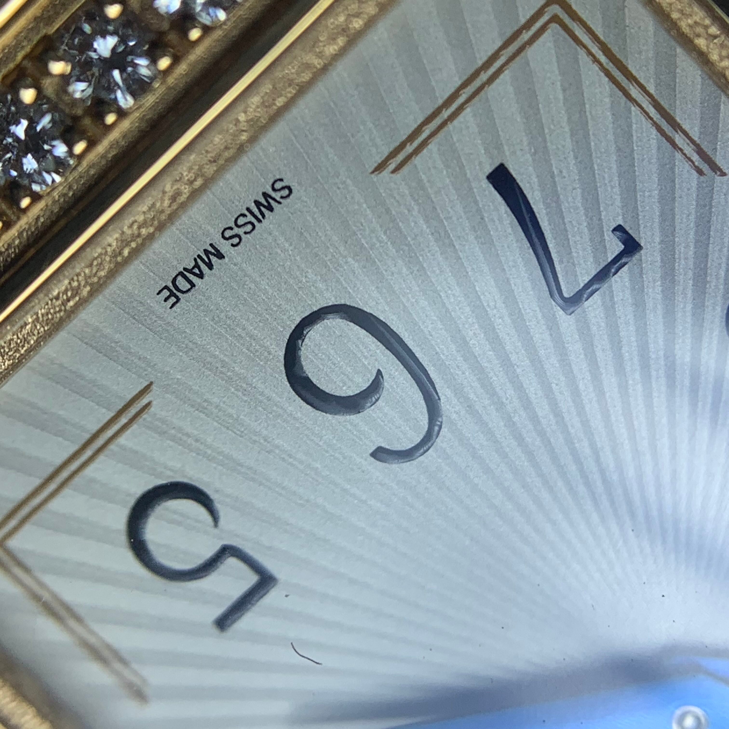 Jaeger LeCoultre Reverso One翻转系列腕表 40.1 x 20 millimeters Q3342520
