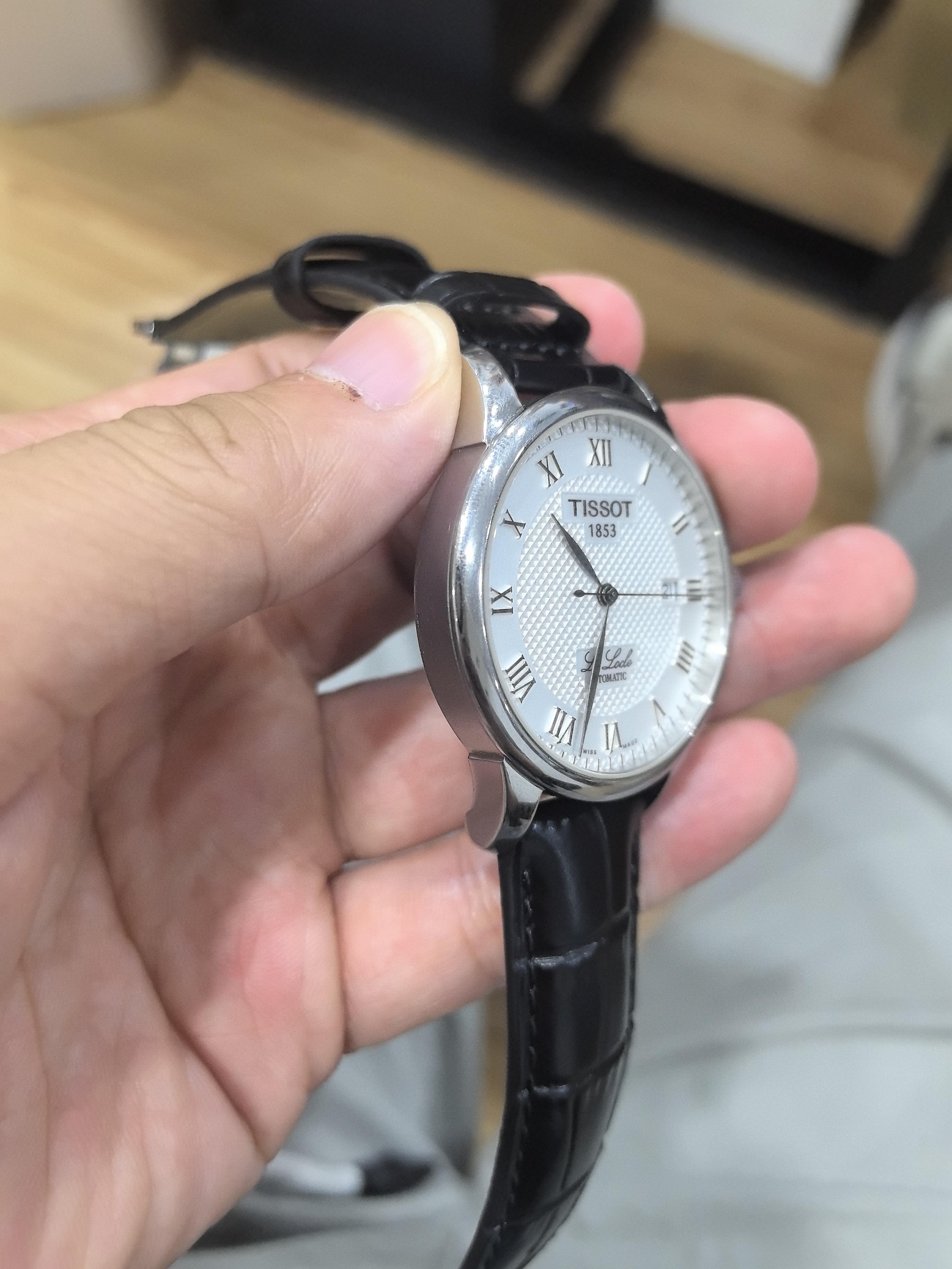 Tissot Classic Automatic (self-winding) watch 39.3 millimeters T41.1.423.33