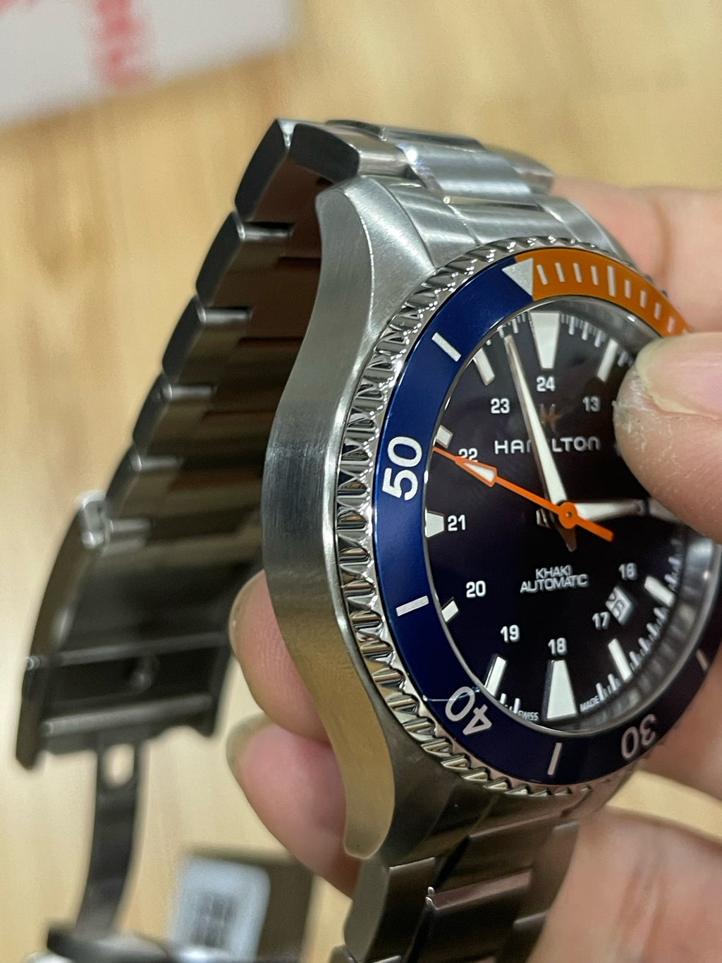 Hamilton Khaki Navy Multicolor Automatic (self-winding) watch 40 millimeters H82365141