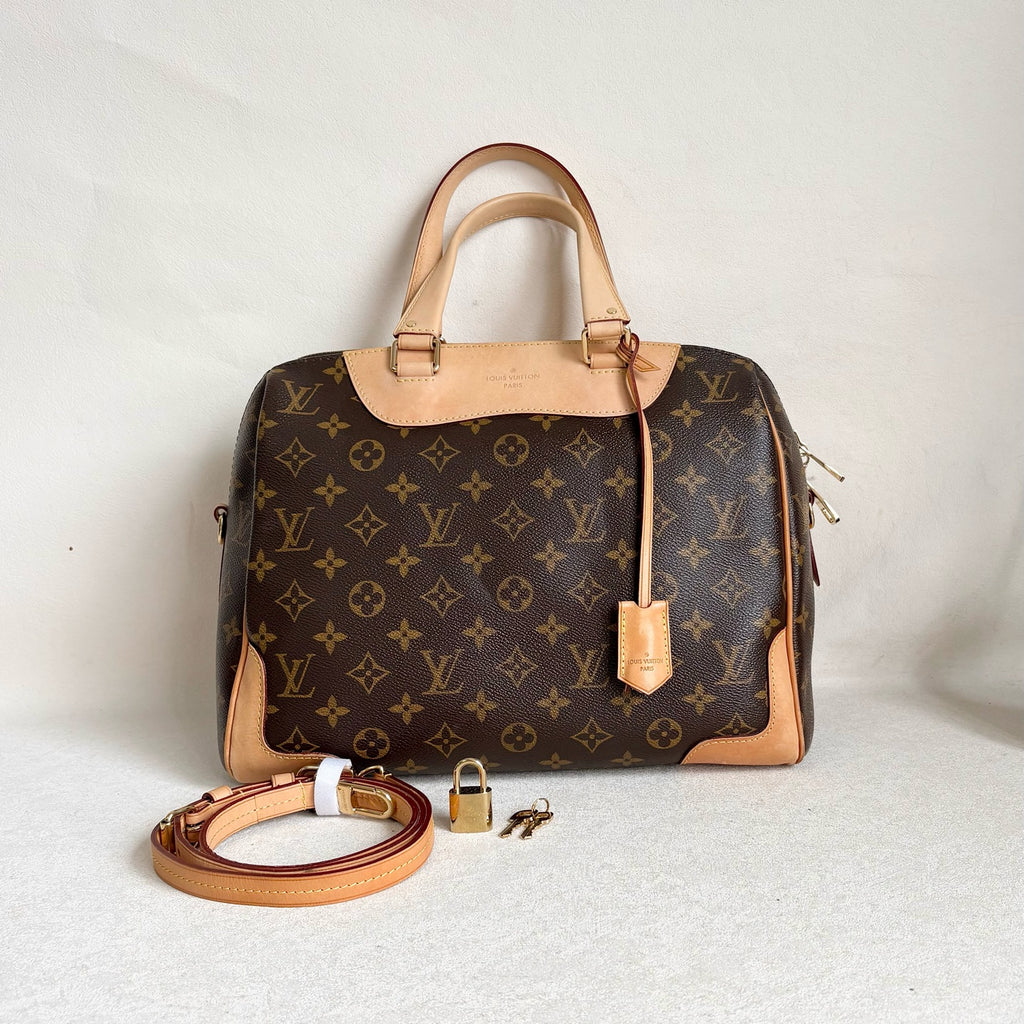 Louis Vuitton Tote