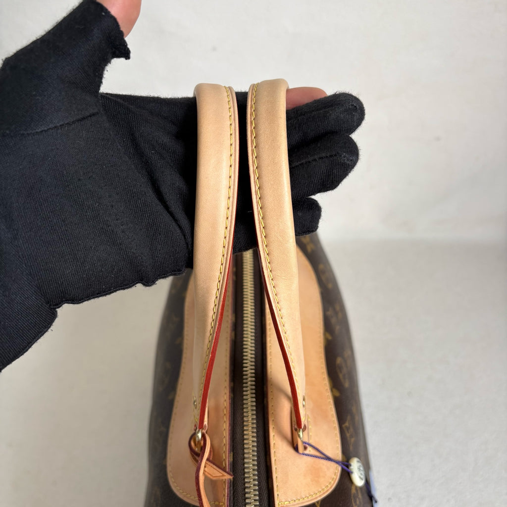 Louis Vuitton Tote