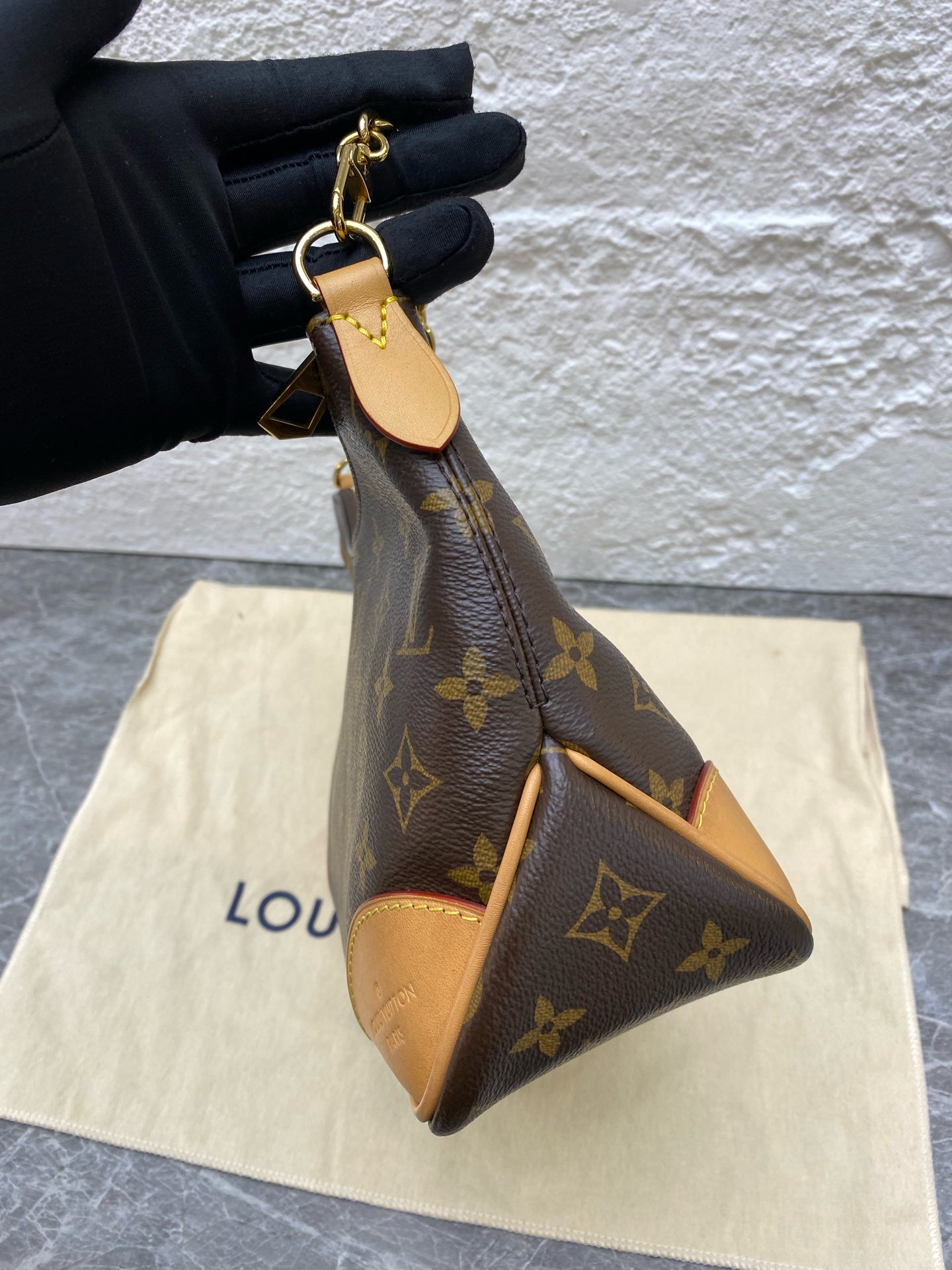 Louis Vuitton Crossbody