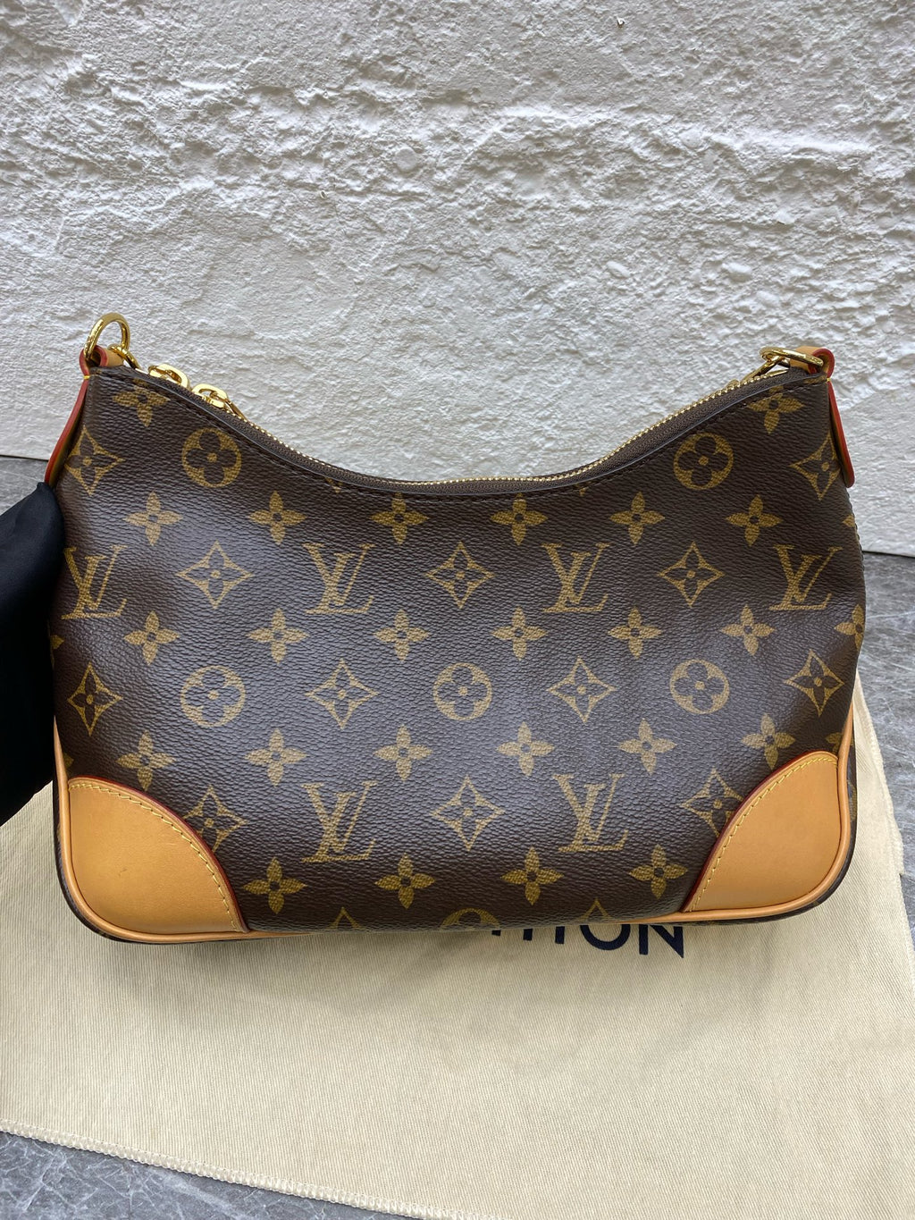 Louis Vuitton Crossbody