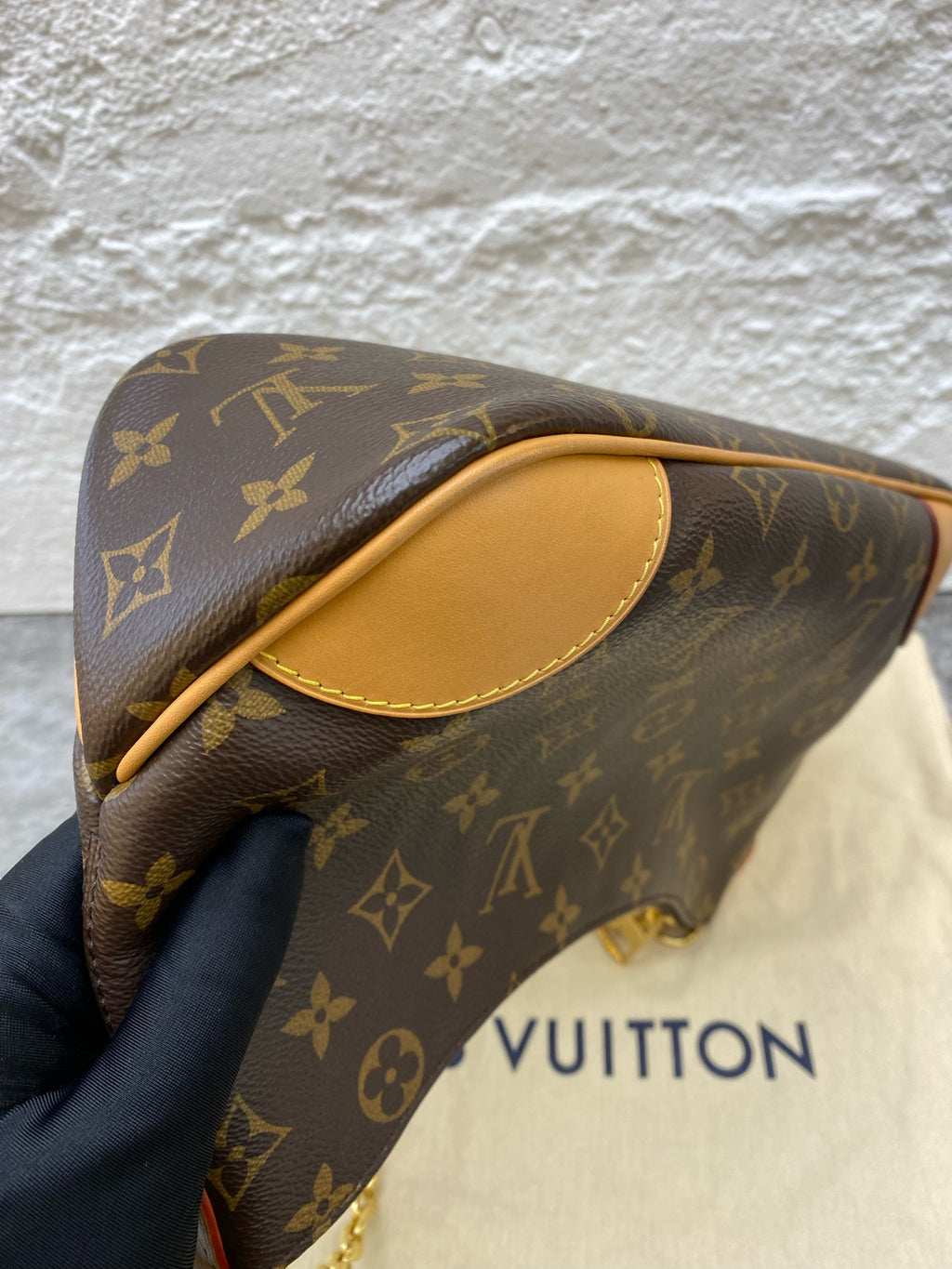 Louis Vuitton Crossbody