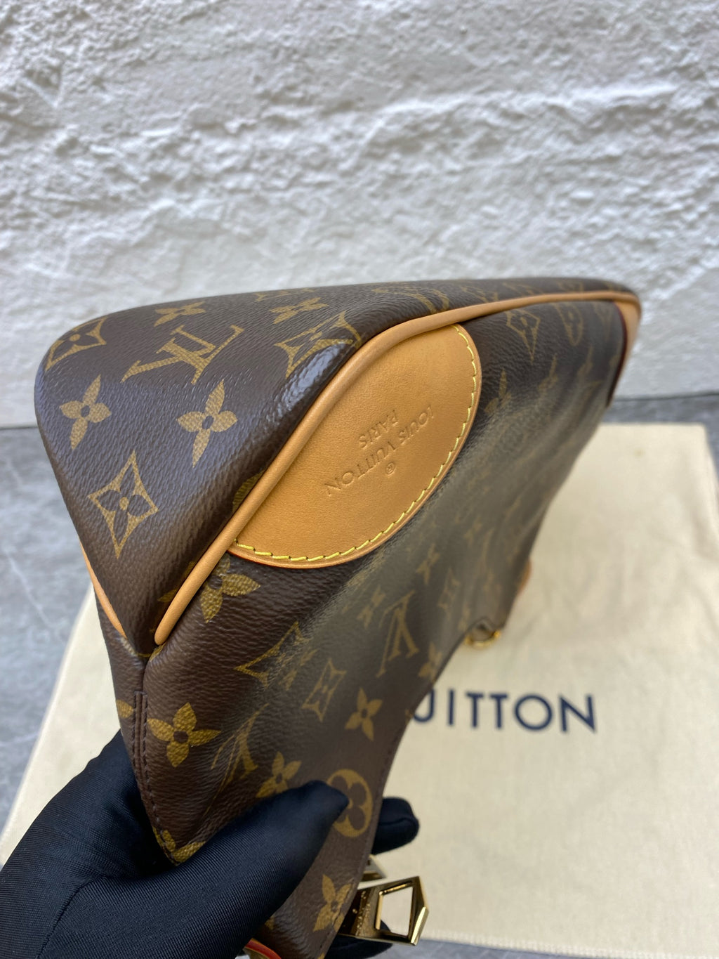Louis Vuitton Crossbody