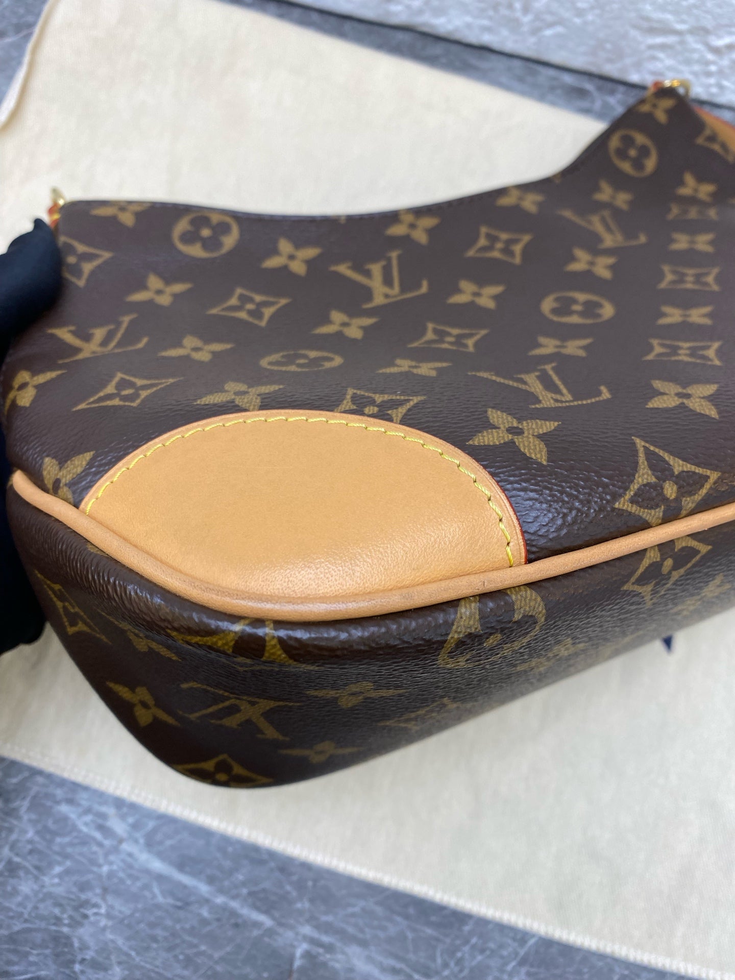 Louis Vuitton Crossbody