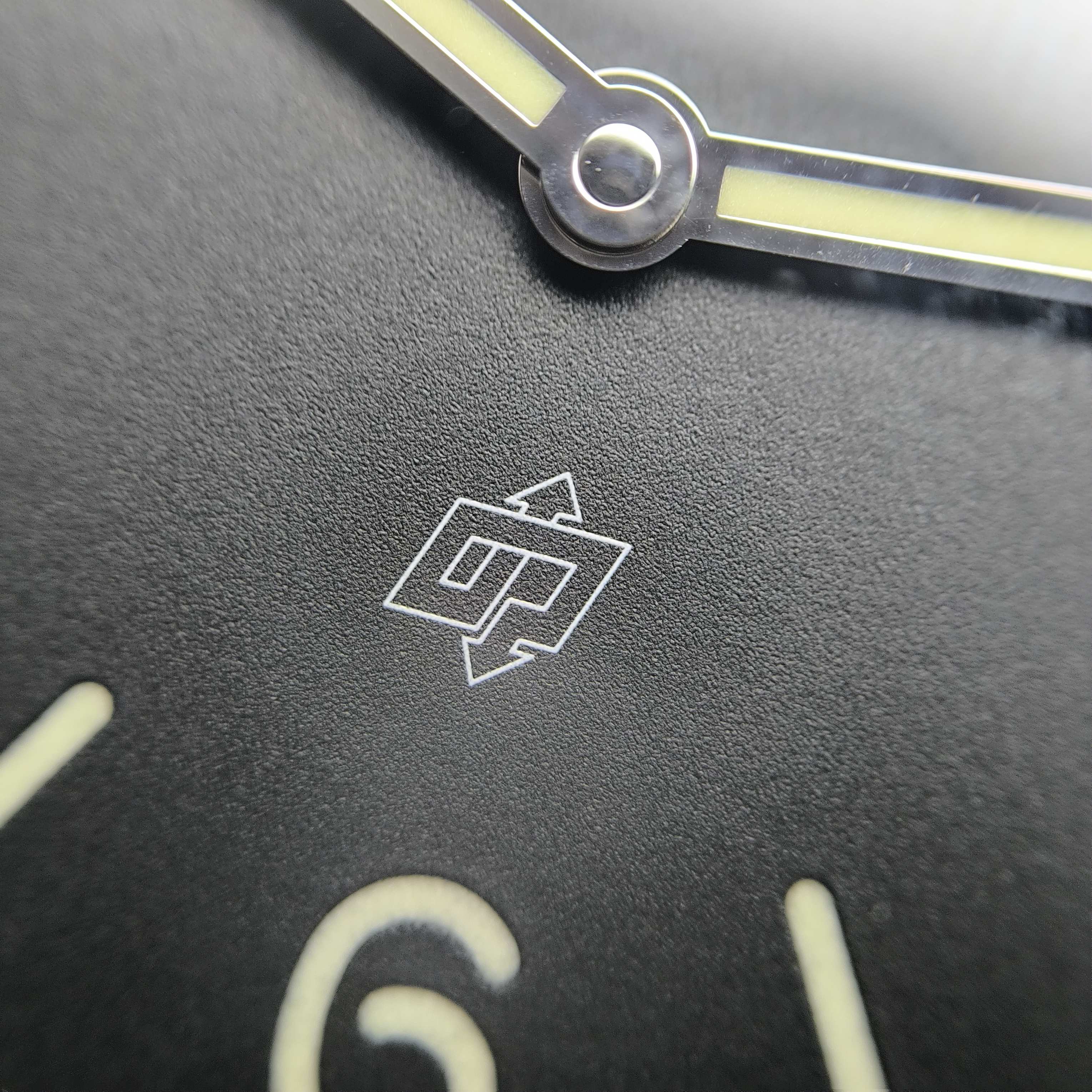Panerai LUMINOR Luminor 44mm PAM01086