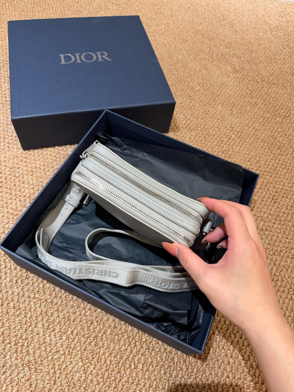 Dior Gray