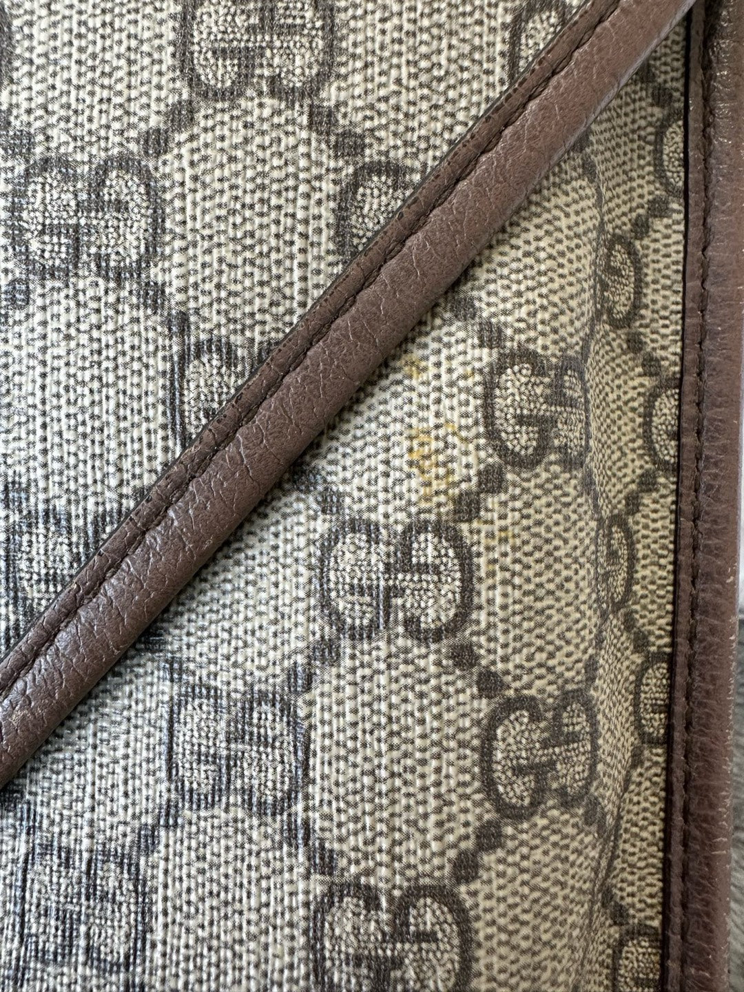 Gucci Canvas Beige Messenger Bag 5986049C2VT8745