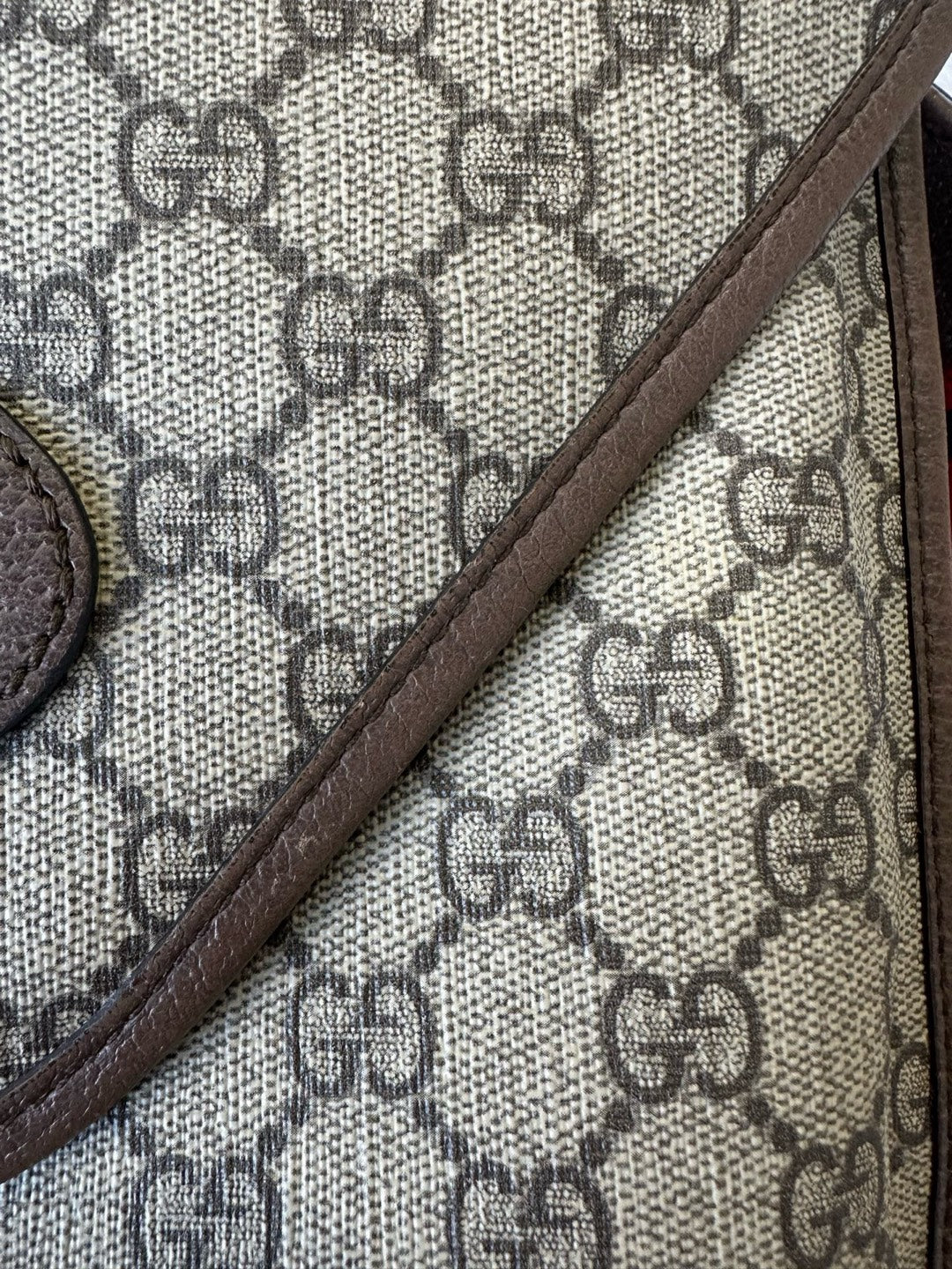 Gucci Canvas Beige Messenger Bag 5986049C2VT8745