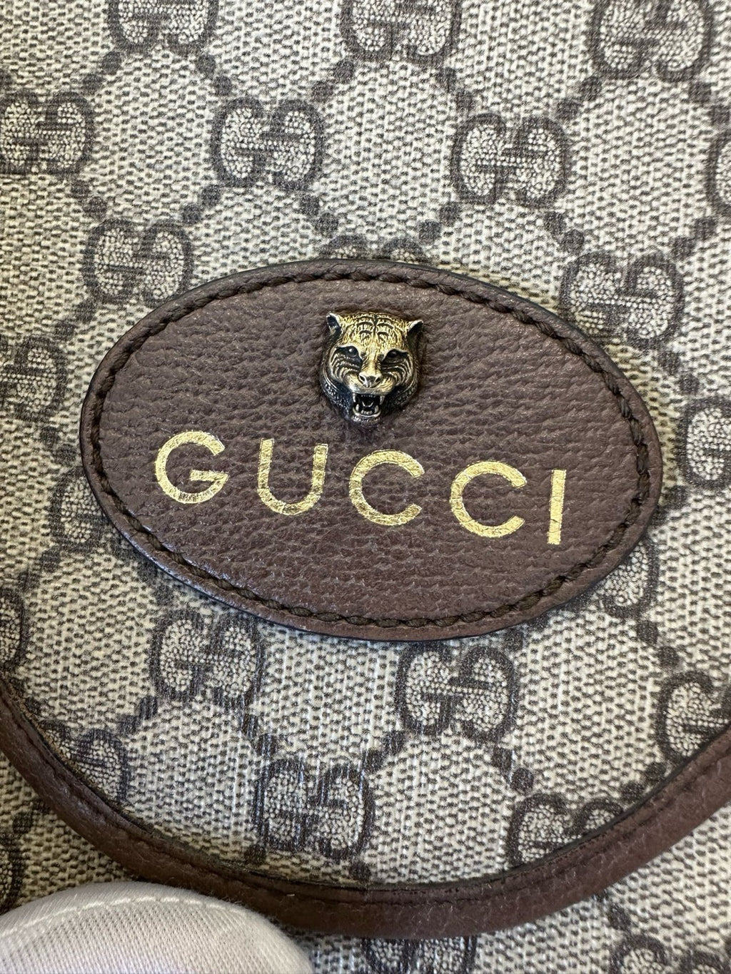 Gucci Canvas Beige Messenger Bag 5986049C2VT8745
