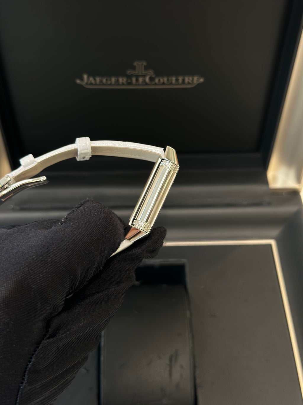 Jaeger LeCoultre Flip the wristwatch Manual-wind watch 40.2x25 mm Q2698420