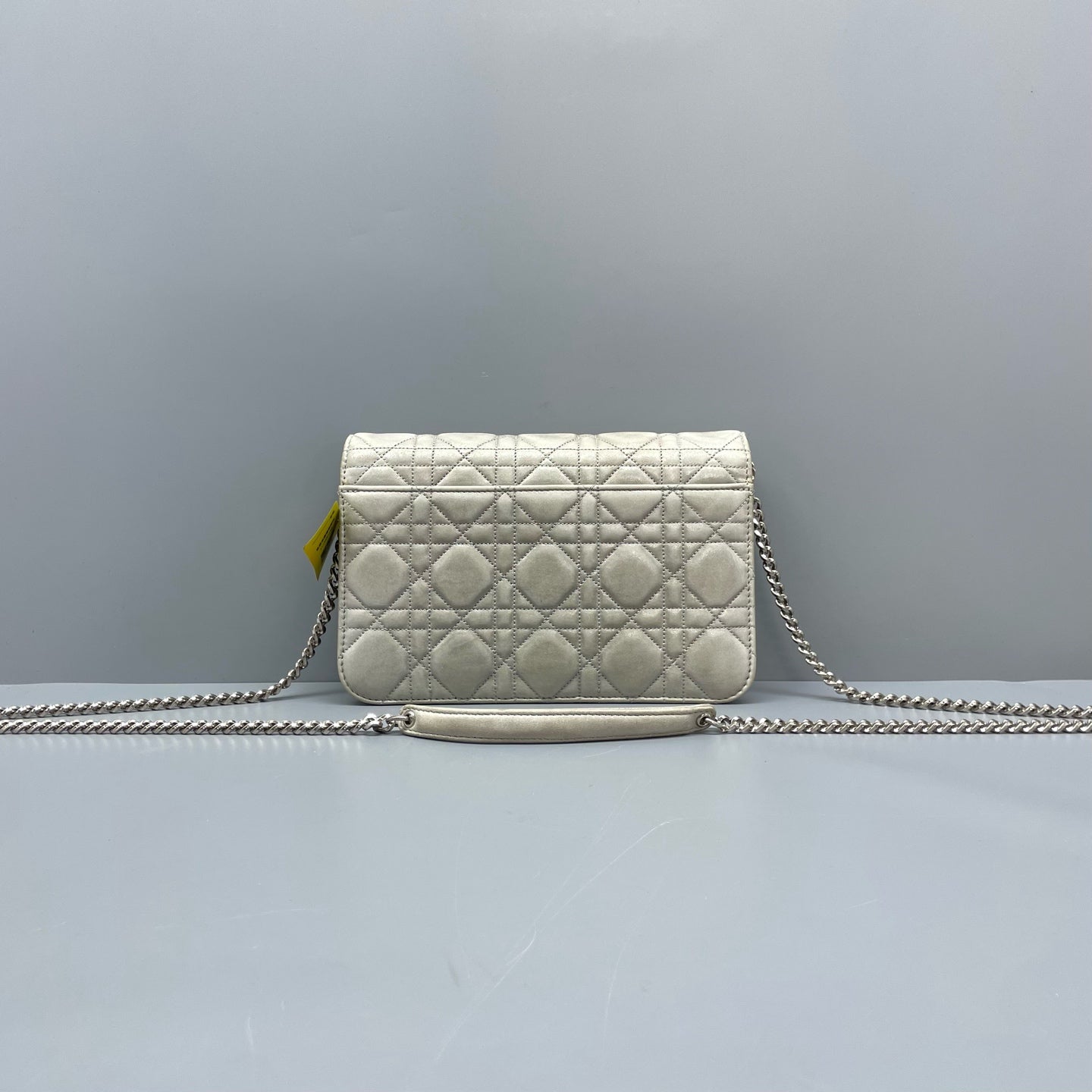 Dior Gray