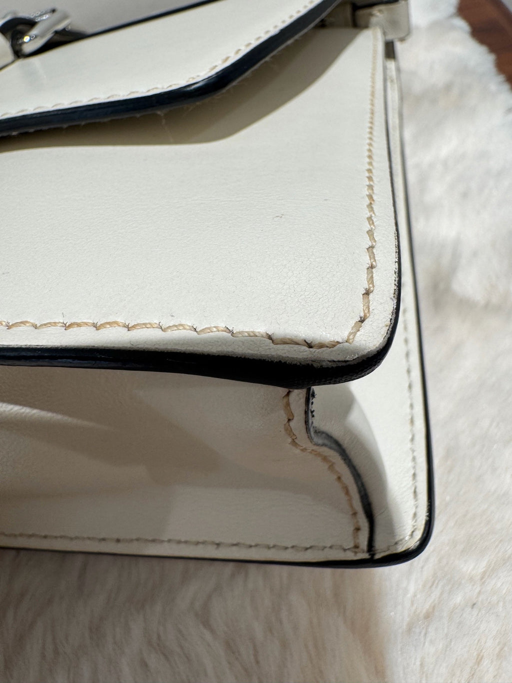 Prada (Unknown) Crossbody 1BD120-2BB0-F0964