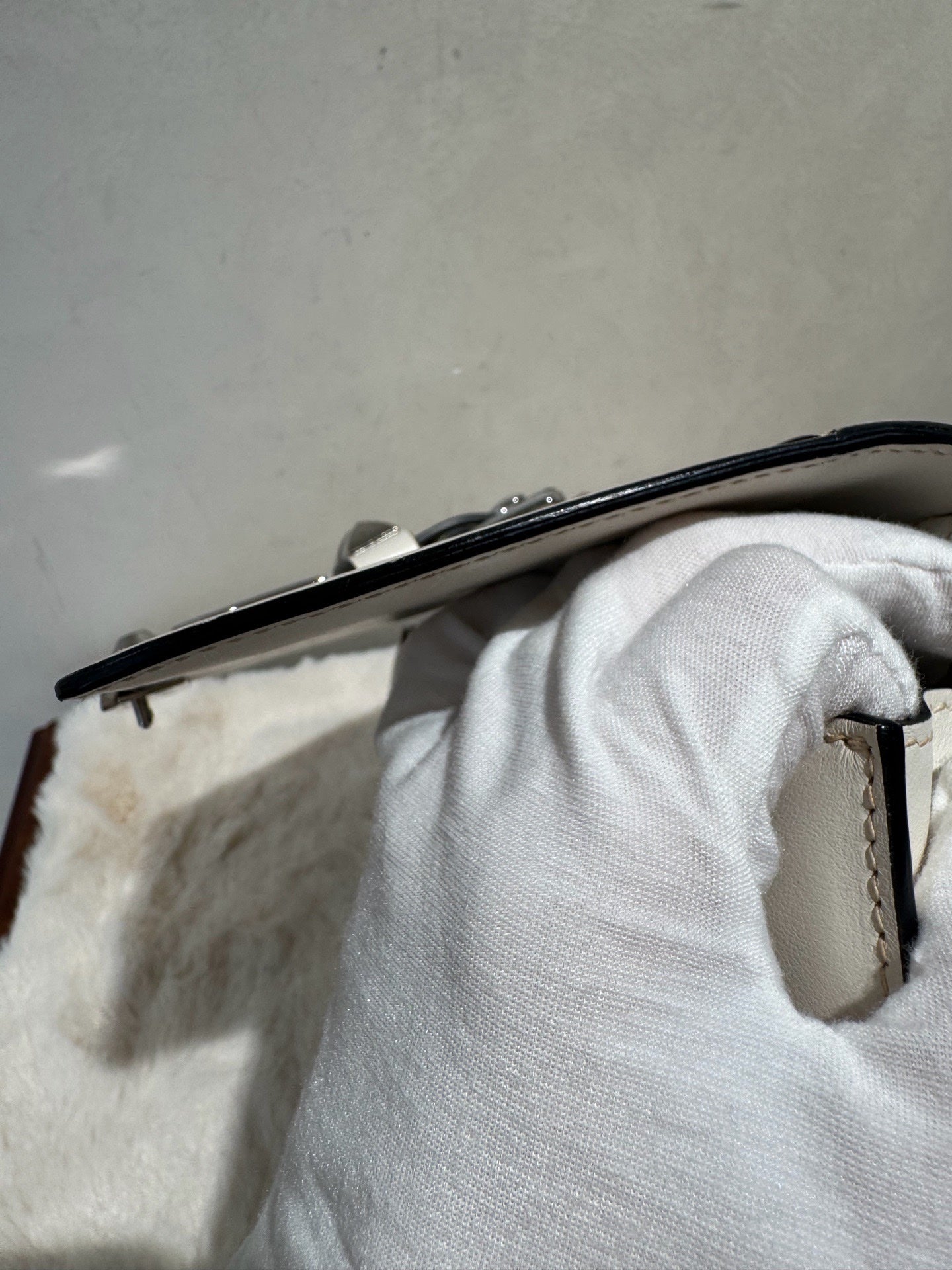 Prada (Unknown) Crossbody 1BD120-2BB0-F0964