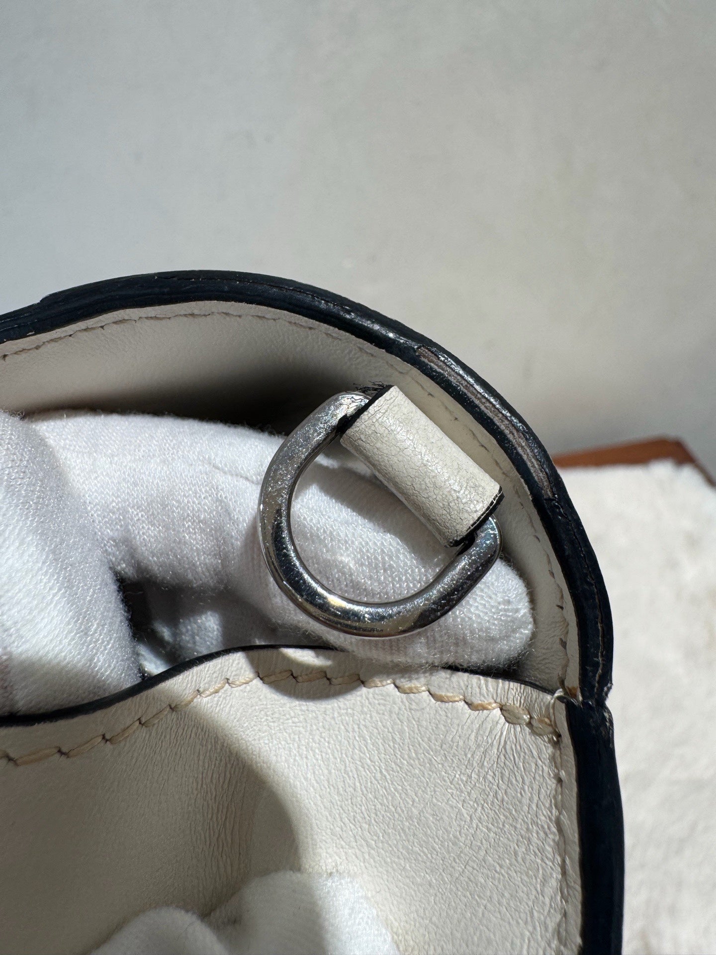 Prada (Unknown) Crossbody 1BD120-2BB0-F0964