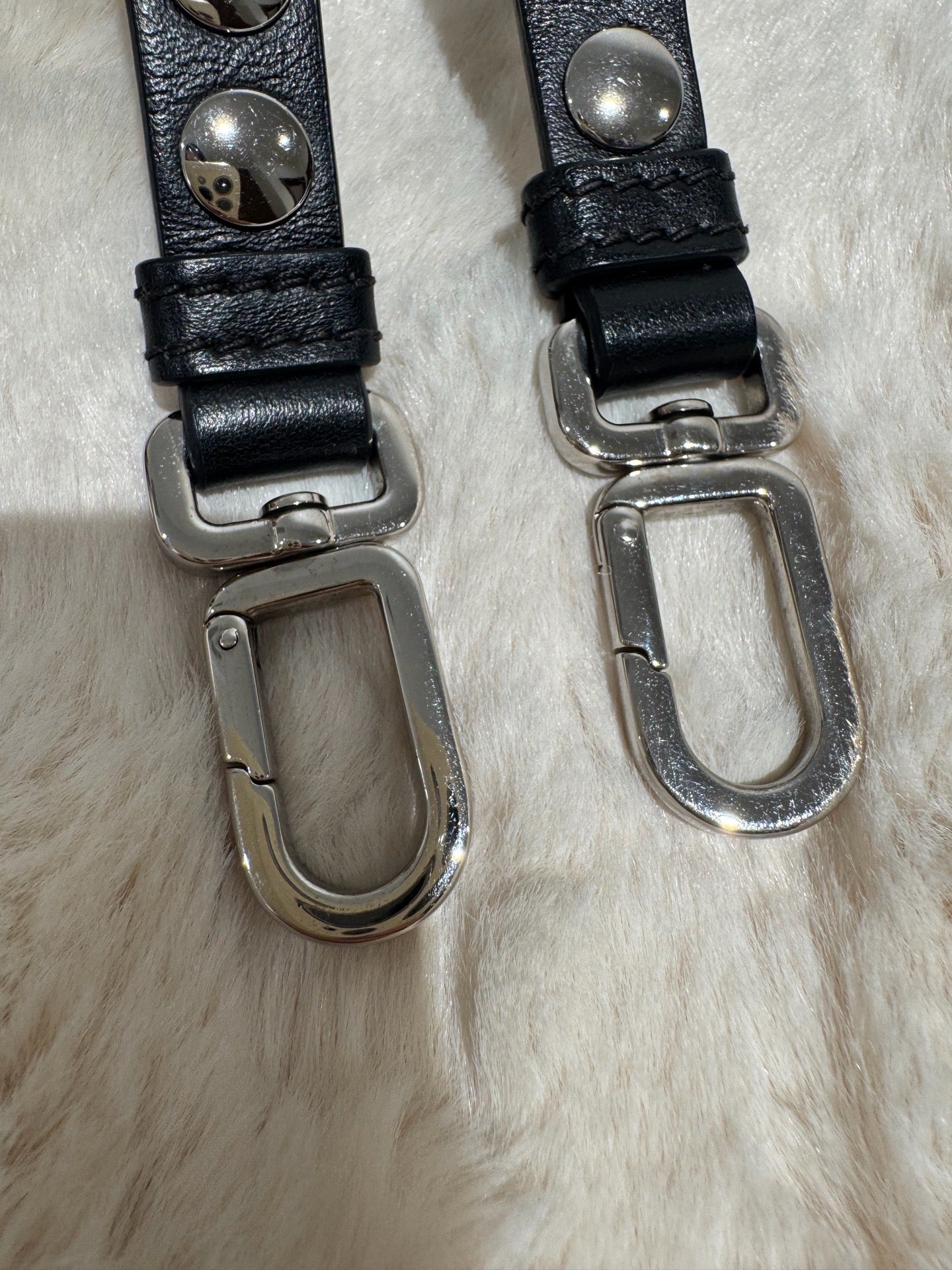 Prada (Unknown) Crossbody 1BD120-2BB0-F0964