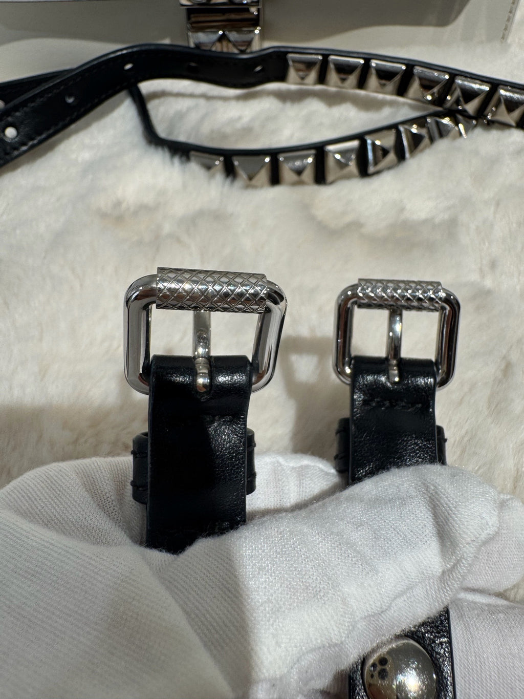 Prada (Unknown) Crossbody 1BD120-2BB0-F0964