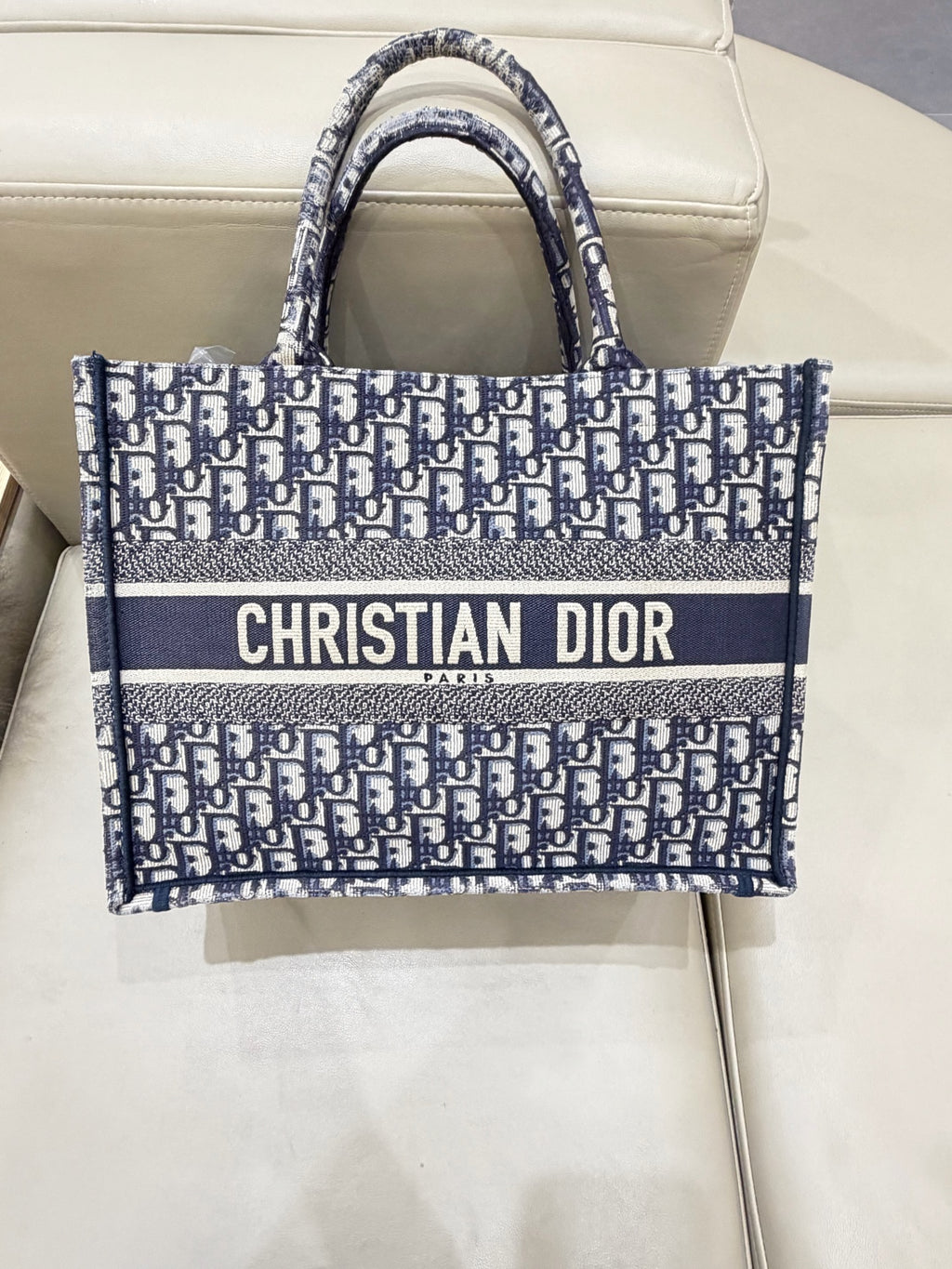 Dior