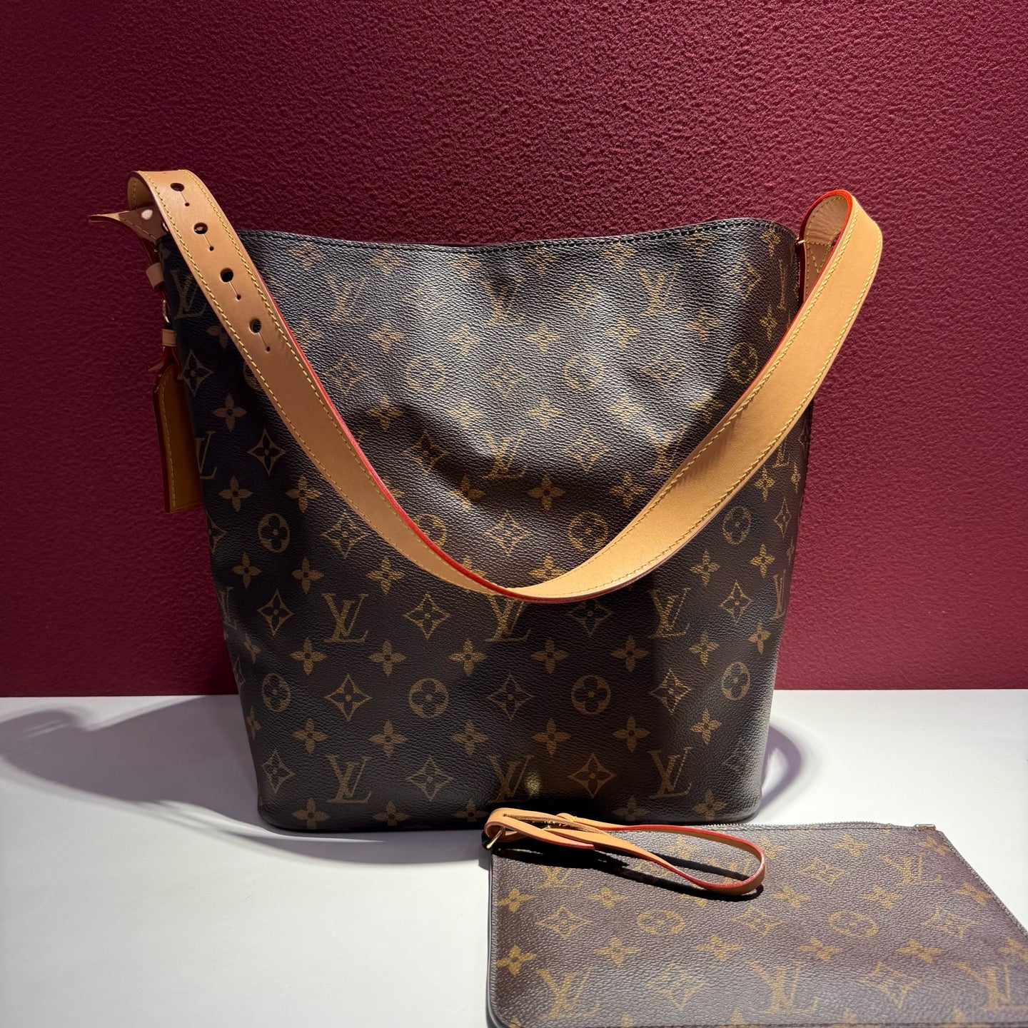 Louis Vuitton ALL IN Large Handbag Bucket & Drawstring Bag 31 x 18 x 26 M12926