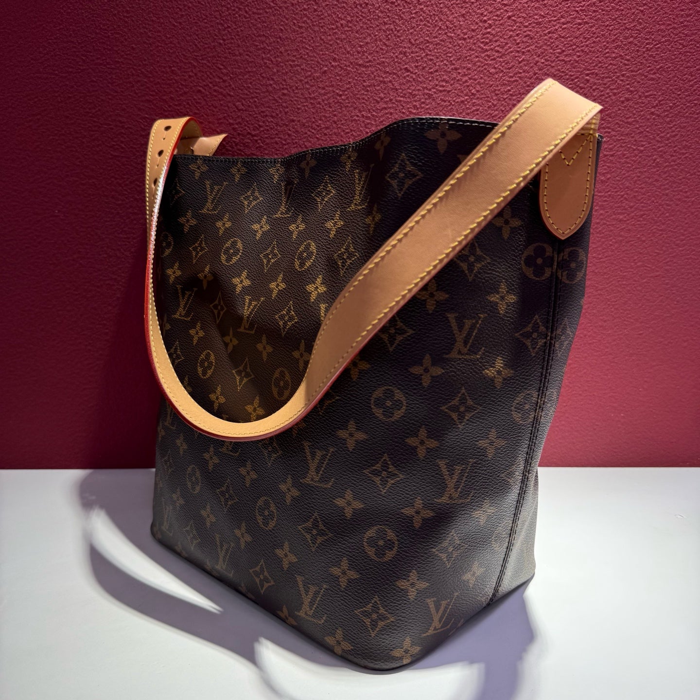 Louis Vuitton ALL IN Large Handbag Bucket & Drawstring Bag 31 x 18 x 26 M12926