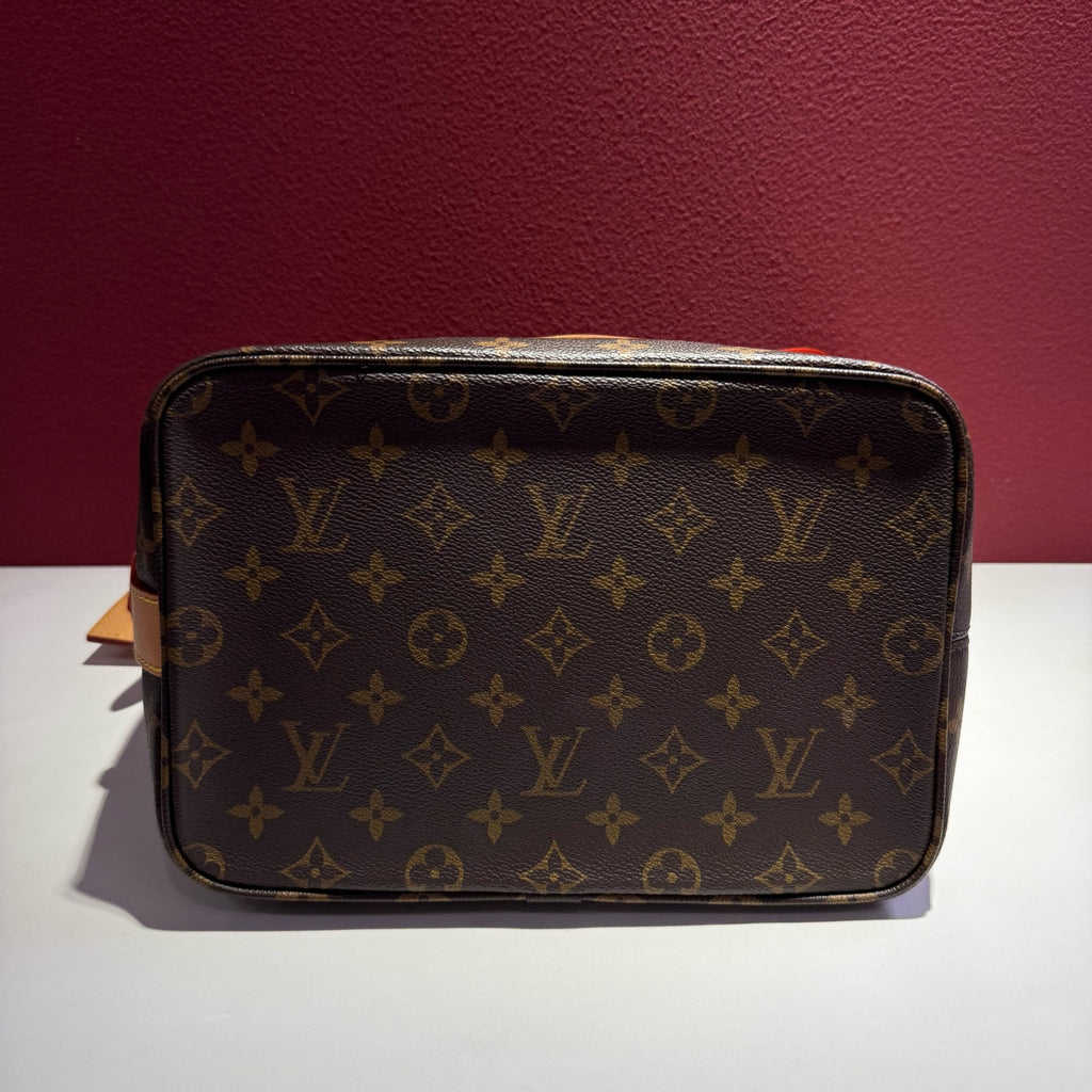 Louis Vuitton ALL IN Large Handbag Bucket & Drawstring Bag 31 x 18 x 26 M12926