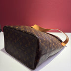 Louis Vuitton ALL IN Large Handbag Bucket & Drawstring Bag 31 x 18 x 26 M12926