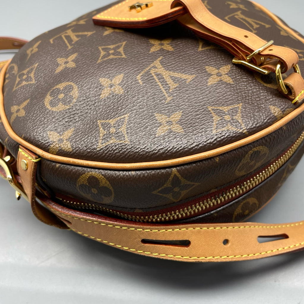 Louis Vuitton Shoulder Bag