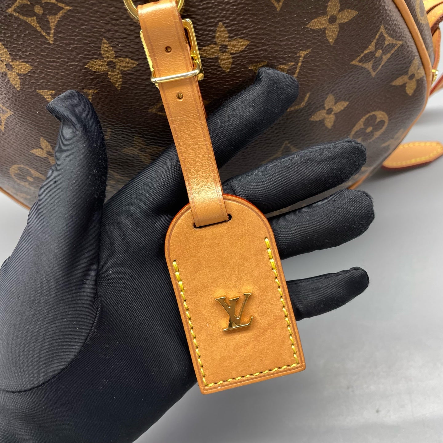 Louis Vuitton Shoulder Bag