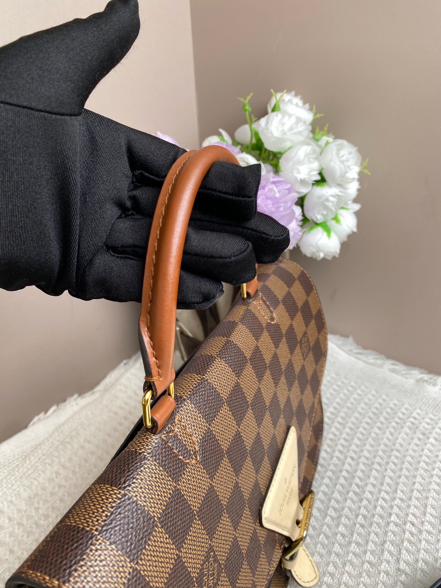 Louis Vuitton Messenger Bag