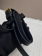 Louis Vuitton Messenger Bag