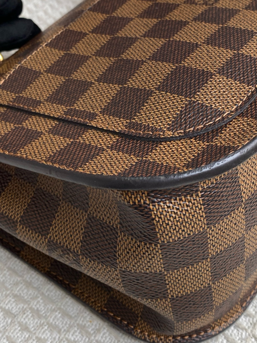 Louis Vuitton Messenger Bag