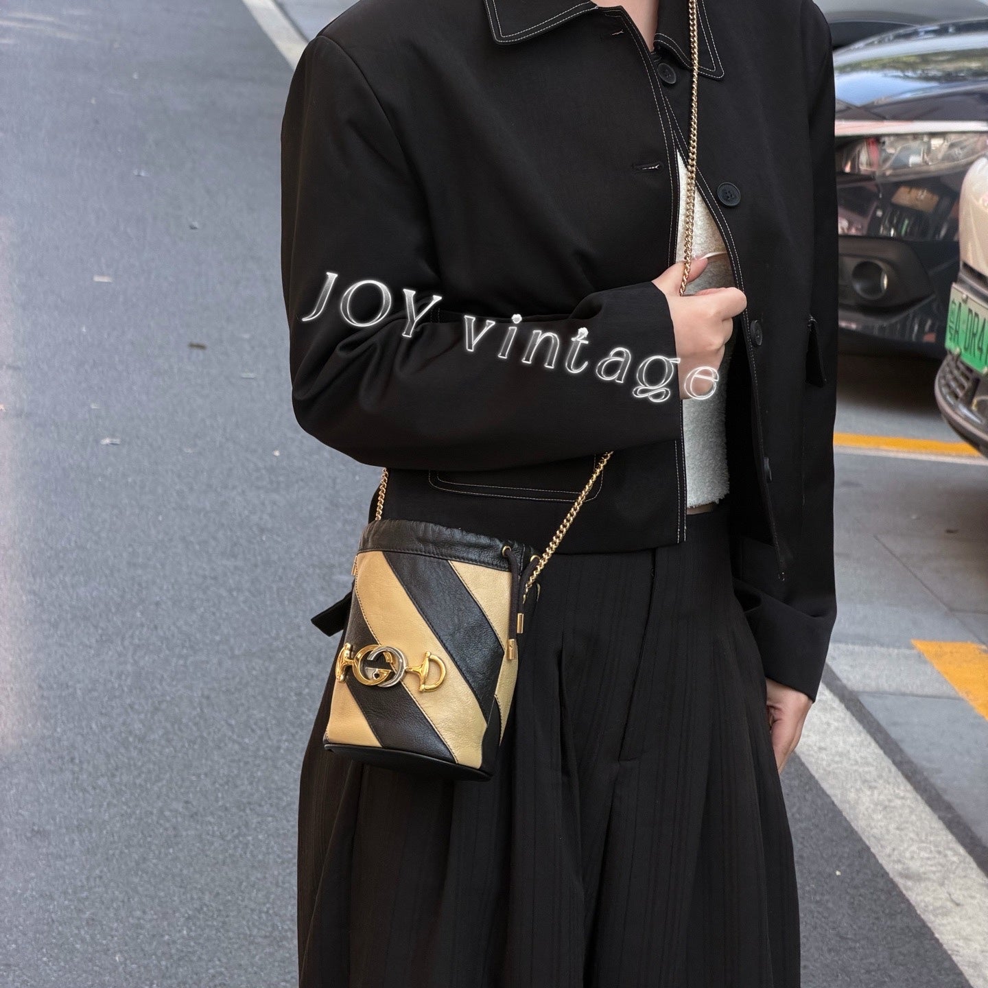 Gucci (Unknown) Beige Bucket & Drawstring Bag 576432-0OLRX-9698