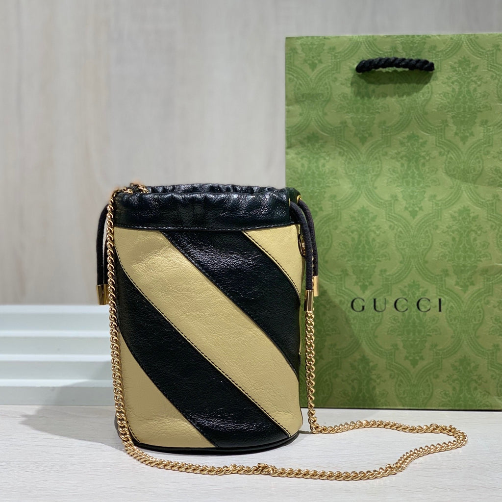 Gucci (Unknown) Beige Bucket & Drawstring Bag 576432-0OLRX-9698