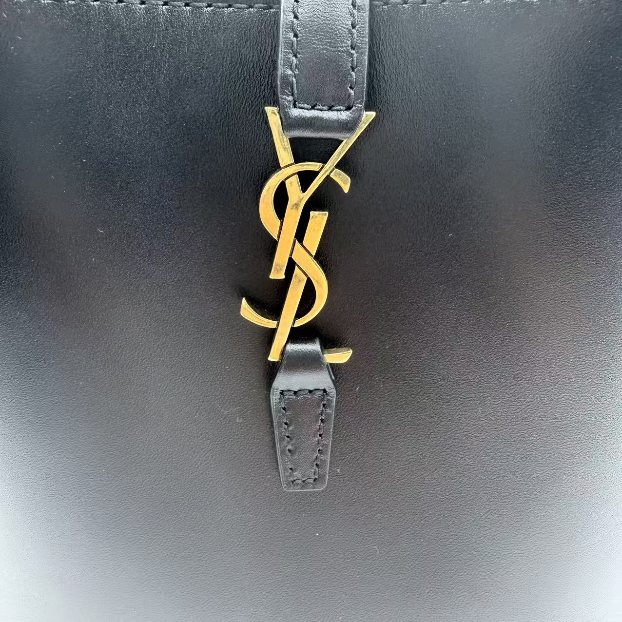 Saint laurent Monogram Mini Bag 7658702R20W1000